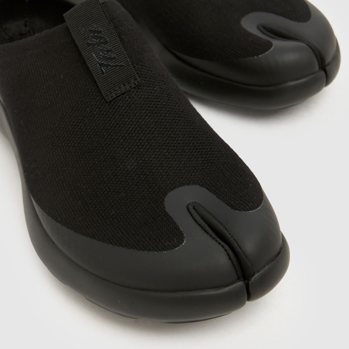 TABI Mule in Black TABI Mule 4