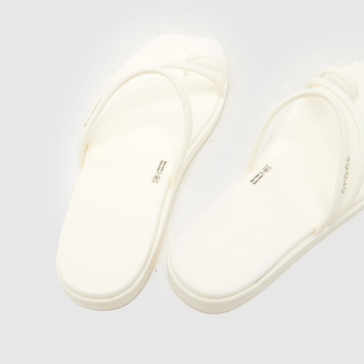 Crocs Miami Toe Loop in White Crocs Miami Toe Loop 4