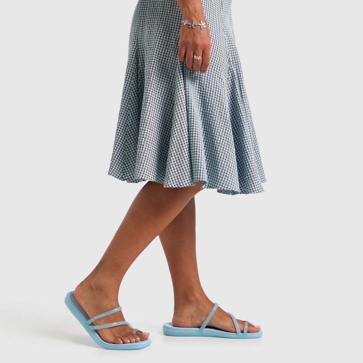 Crocs Miami Jelly Toe Loop in Pale Blue Crocs Miami Jelly Toe Loop 8