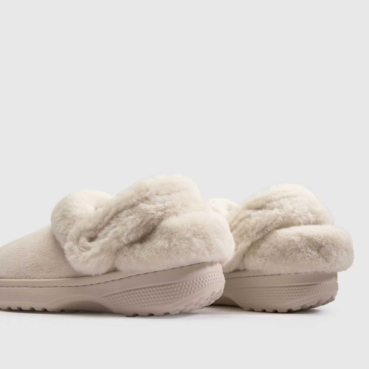 Crocs Classic Unfurgettable in Off-White Crocs Classic Unfurgettable 7