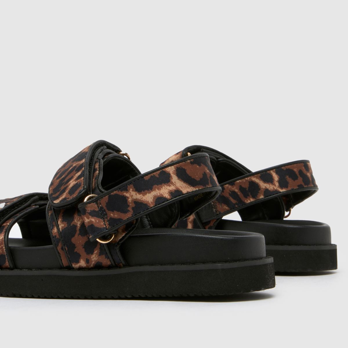 schuh Tiesha Footbed in Black & Brown schuh Tiesha Footbed 7