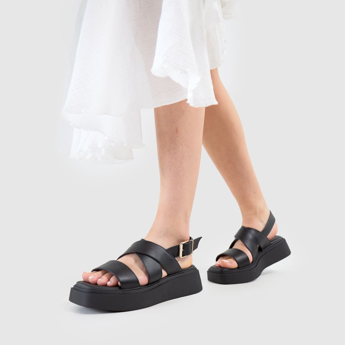 schuh Tamia Platform in Black schuh Tamia Platform 8