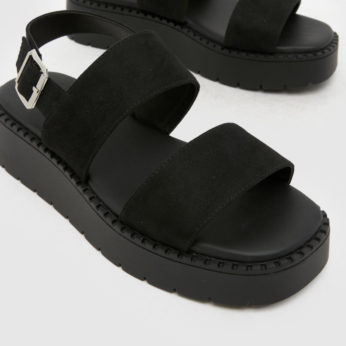 schuh Wide Fit Tuscany Chunky in Black schuh Tuscany Chunky 4