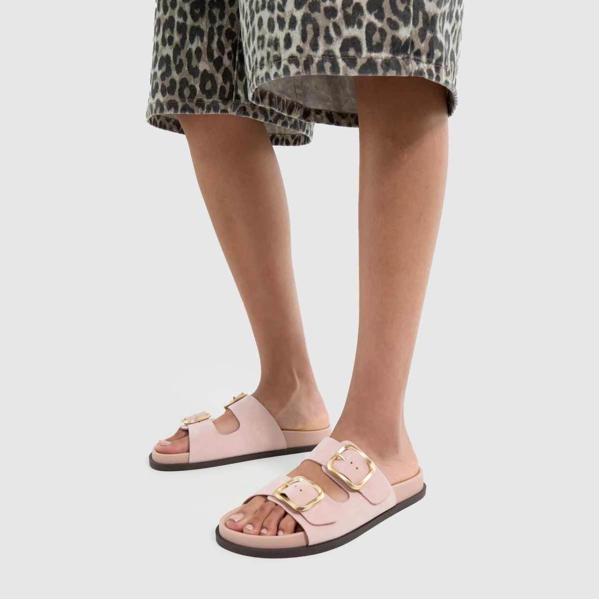 schuh Tylee Buckle Footbed in Pale Pink schuh Tylee Buckle Footbed 8