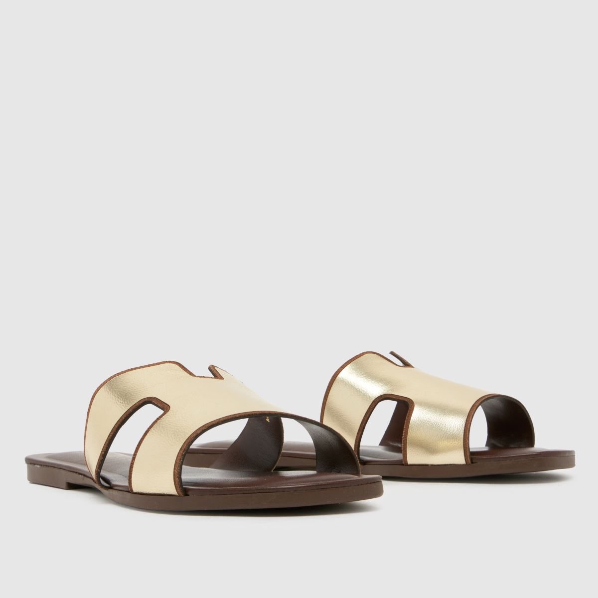schuh Tandra Mule in Gold schuh Tandra Mule 8