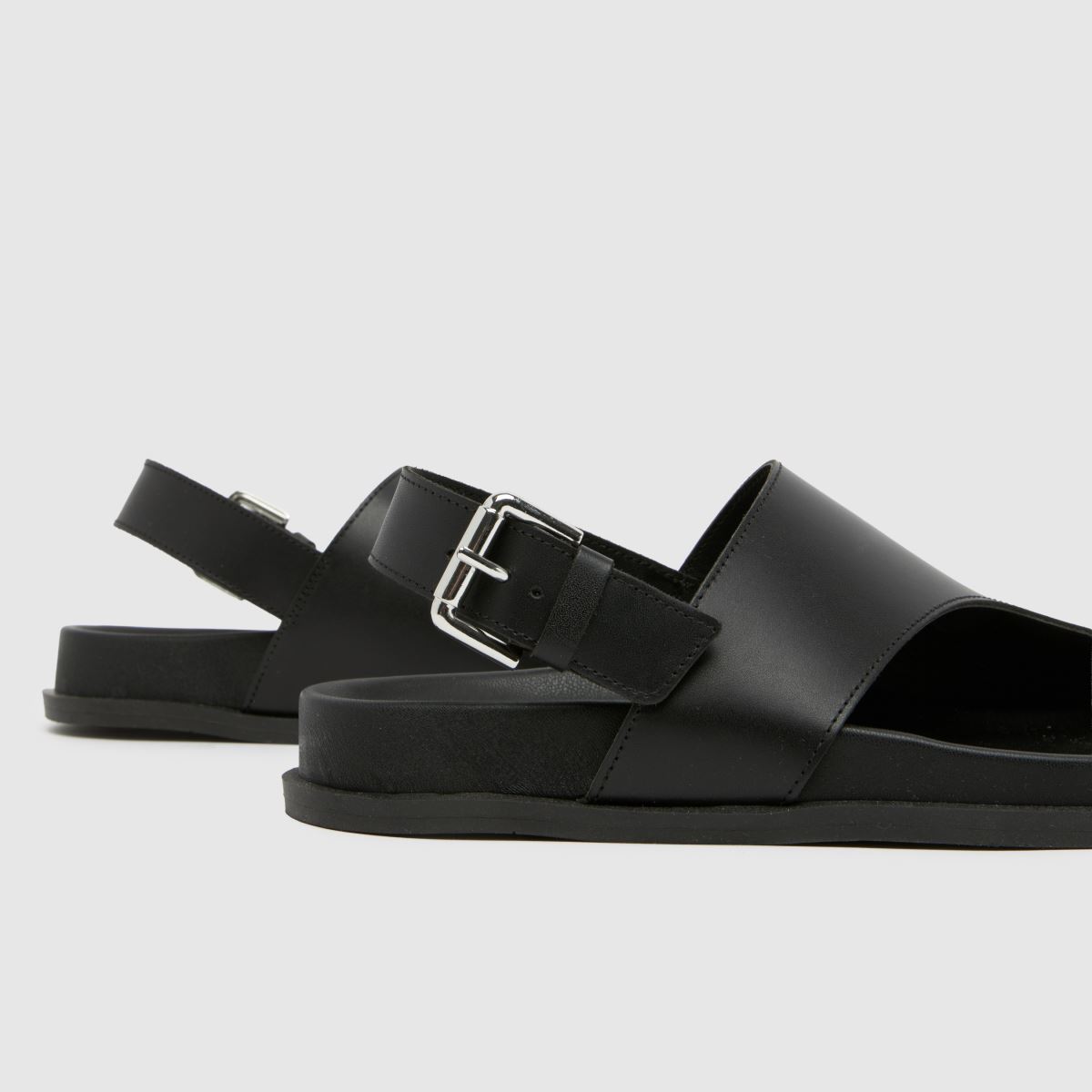 schuh Tamsyn Toe Post in Black schuh Tamsyn Toe Post 4