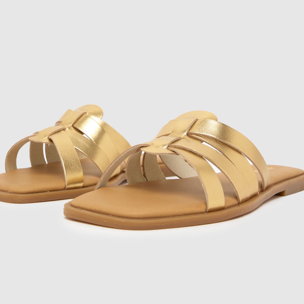 schuh Tallie Mule in Gold schuh Tallie Mule 4