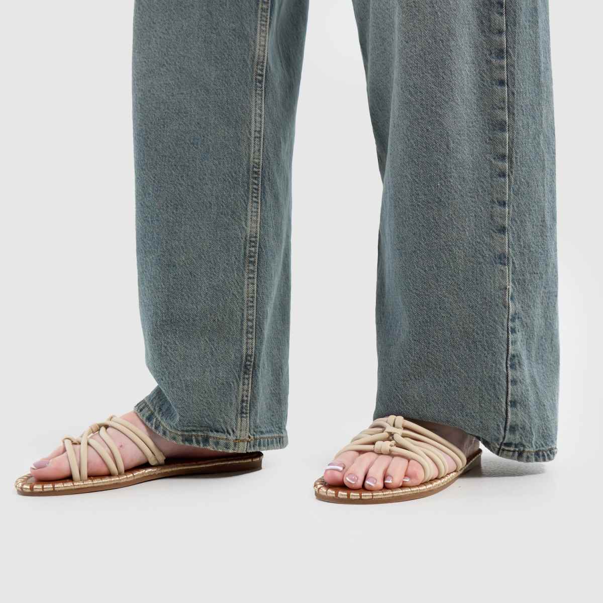 schuh Tevin Strappy Mule in Natural schuh Tevin Strappy Mule 8