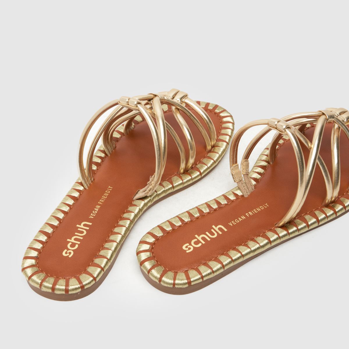 schuh Tevin Strappy Mule in Gold schuh Tevin Strappy Mule 7