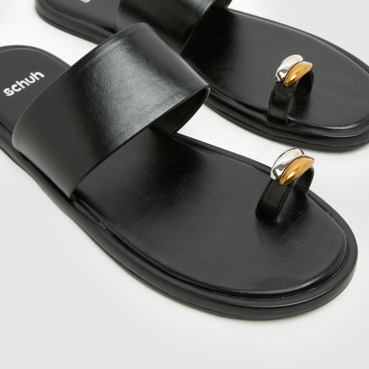 schuh Thyme Metal Toe Loop in Black schuh Thyme Metal Toe Loop 4