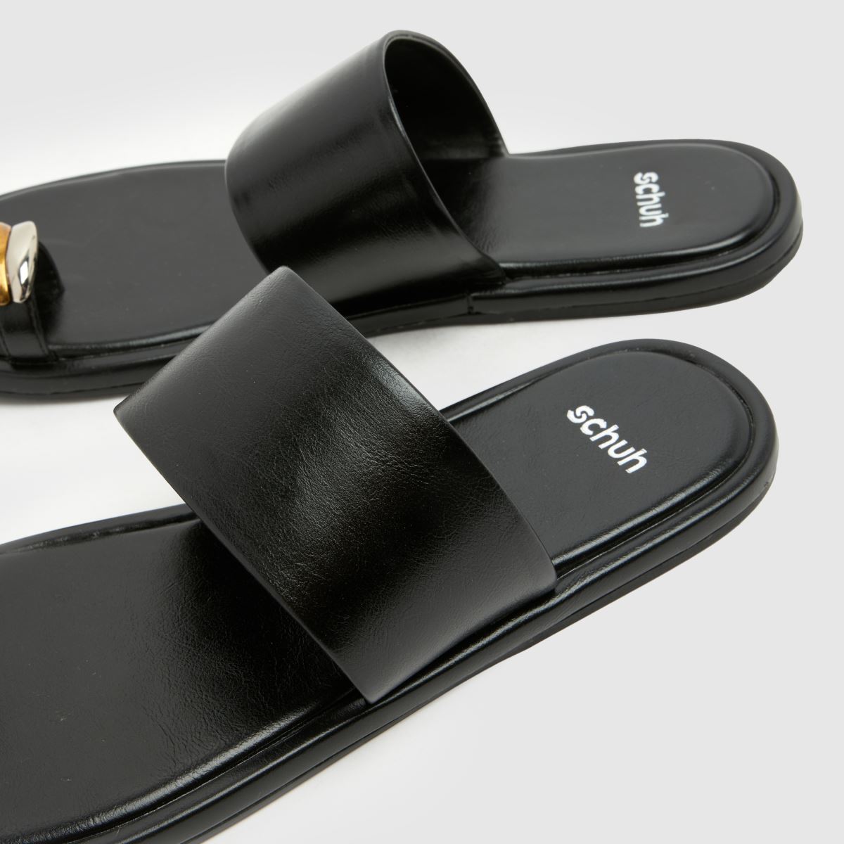 schuh Thyme Metal Toe Loop in Black schuh Thyme Metal Toe Loop 7