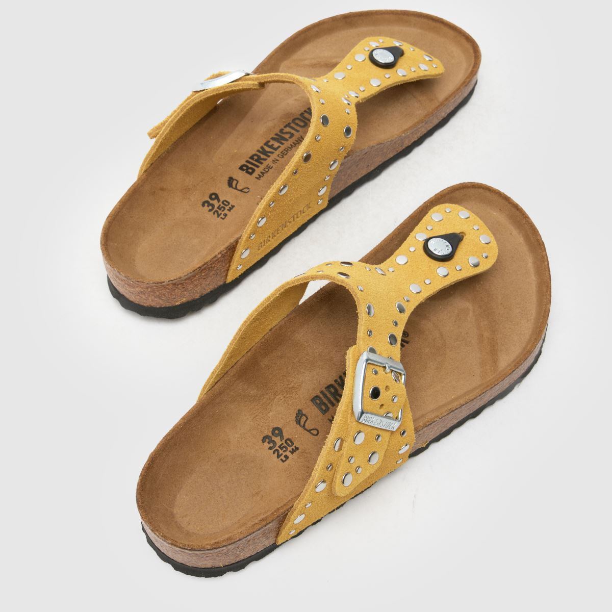 BIRKENSTOCK Gizeh Suede Rivet in Yellow