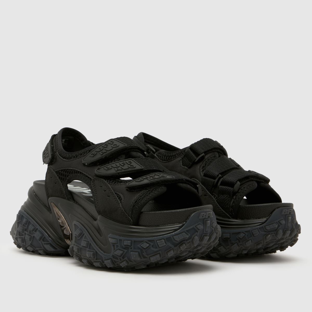 Buffalo London Cerbo Track in Black Buffalo London Cerbo Track 3