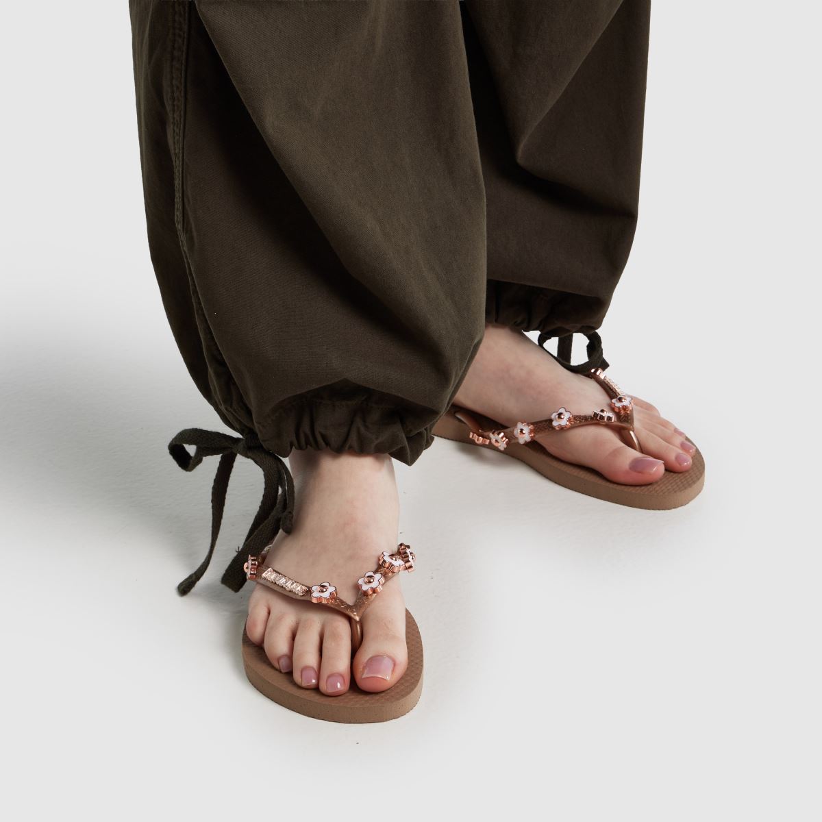 Havaianas Slim Stylish Flip in Rose Gold Havaianas Slim Stylish Flip 8