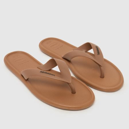 Havaianas puffed up 1