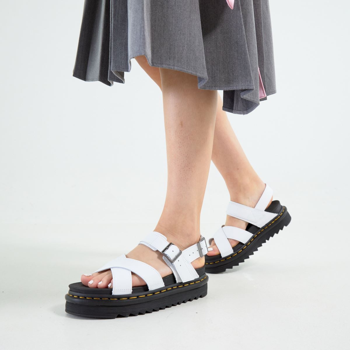 Dr Martens Voss Quad Sandals In White Dr Martens Voss II In