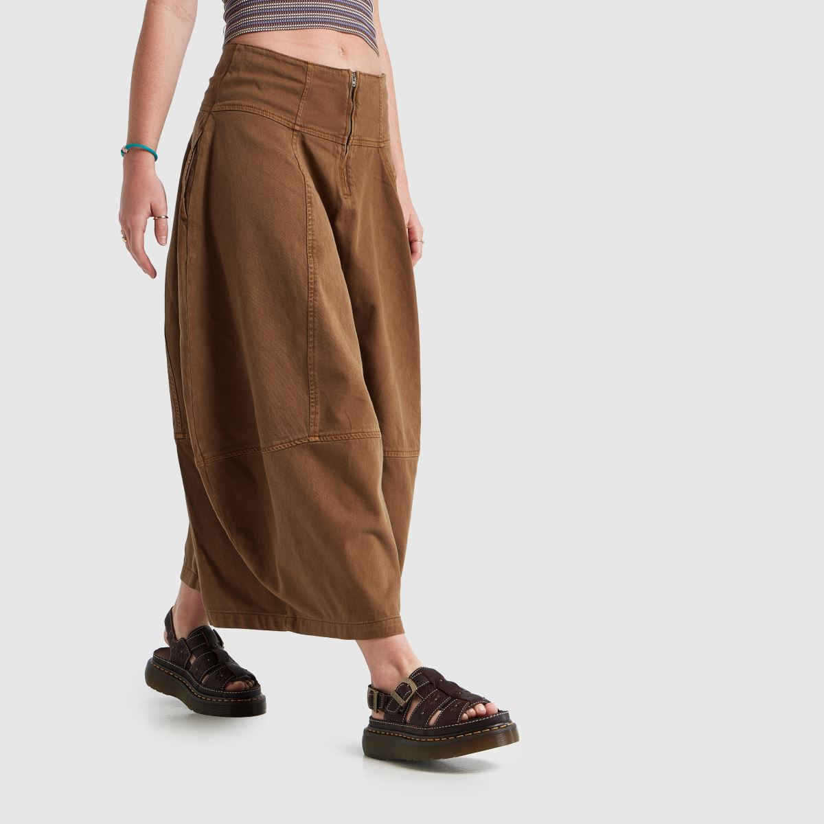 Dr Martens Wrenlie in Brown Dr Martens Wrenlie 8
