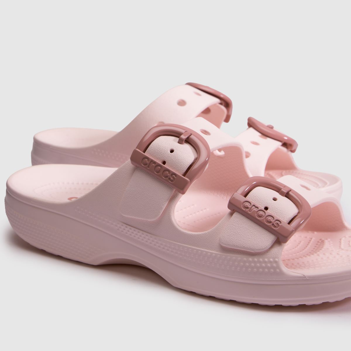 Crocs Saturday Enamel Buckle in Pale Pink Crocs Saturday Enamel Buckle 4
