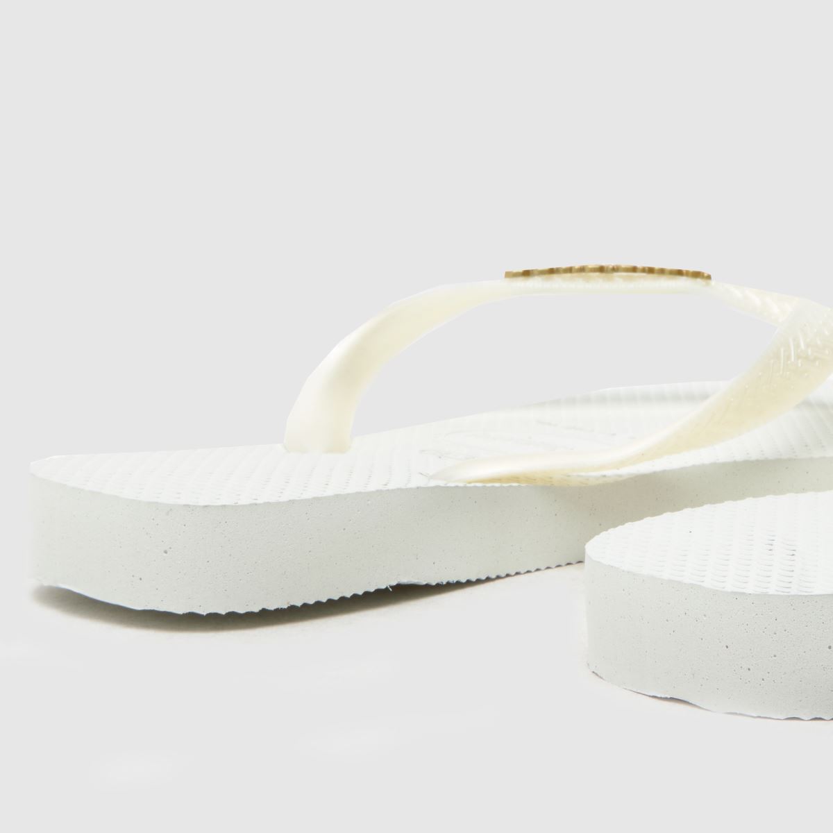 Havaianas Logo Metallic Flip in White Havaianas Logo Metallic Flip 7