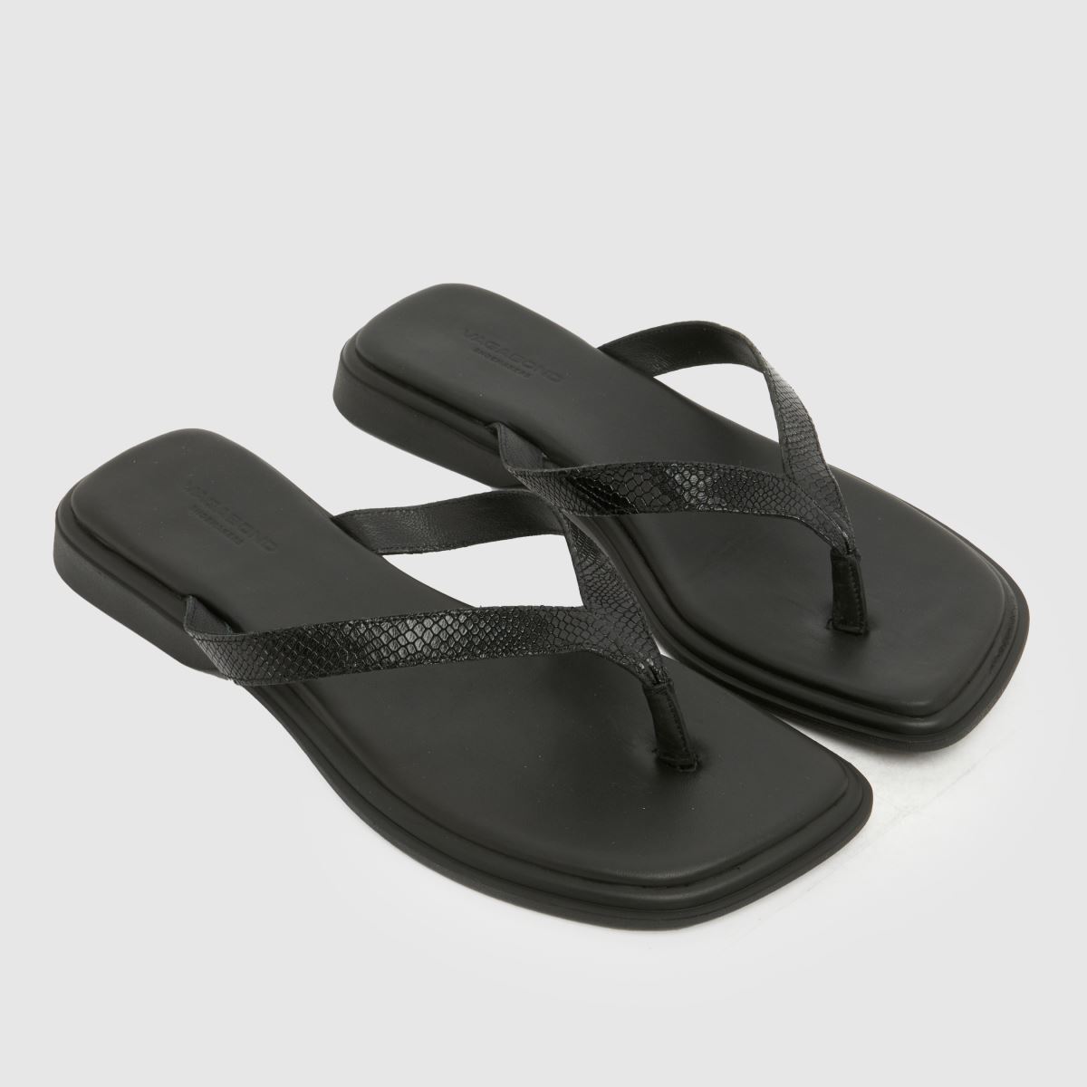 Vagabond Shoemakers Shoemakers Izzy Flip Flop Sandals in Black