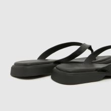 Vagabond Shoemakers Izzy Flip Flop in Black Vagabond Shoemakers Izzy Flip Flop,4 of 4