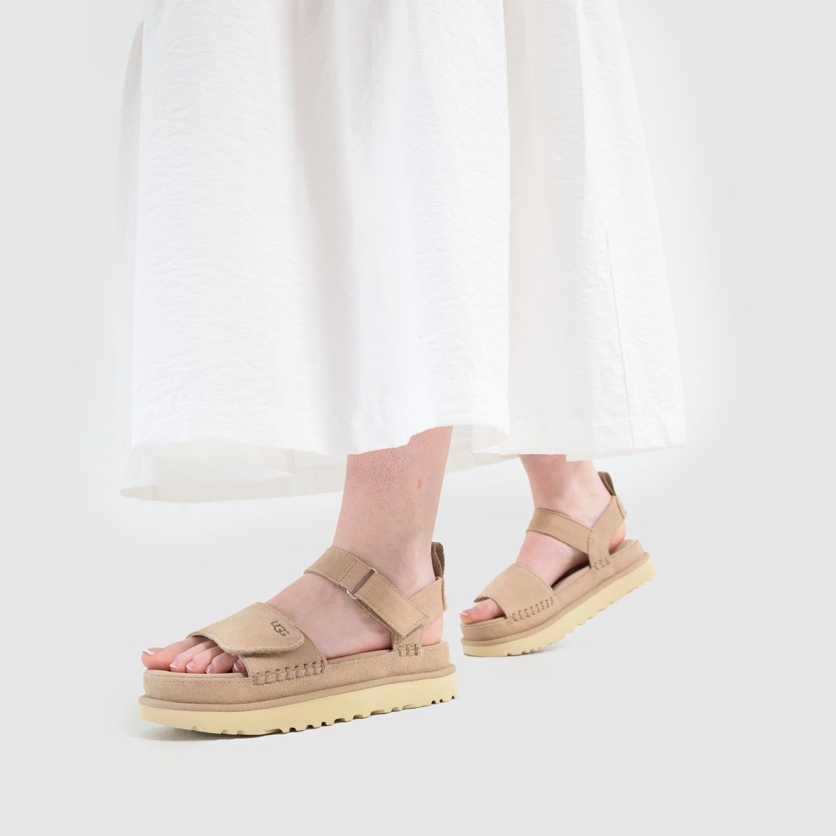 UGG Goldenstar in Sand UGG Goldenstar 8