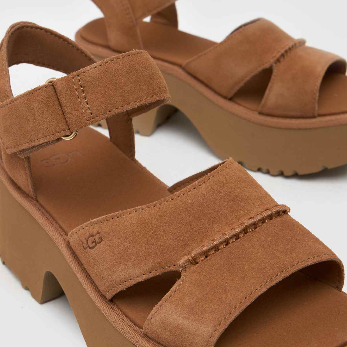 靴 UGG NEW HEIGHTS ANKLE STRAP 22cm 121124_FEBJASI_1167475-