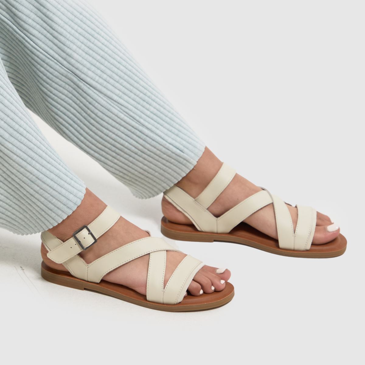 Toms Sloane Toms Slippers Schuh TOMS Sloane In Off-White Multi
