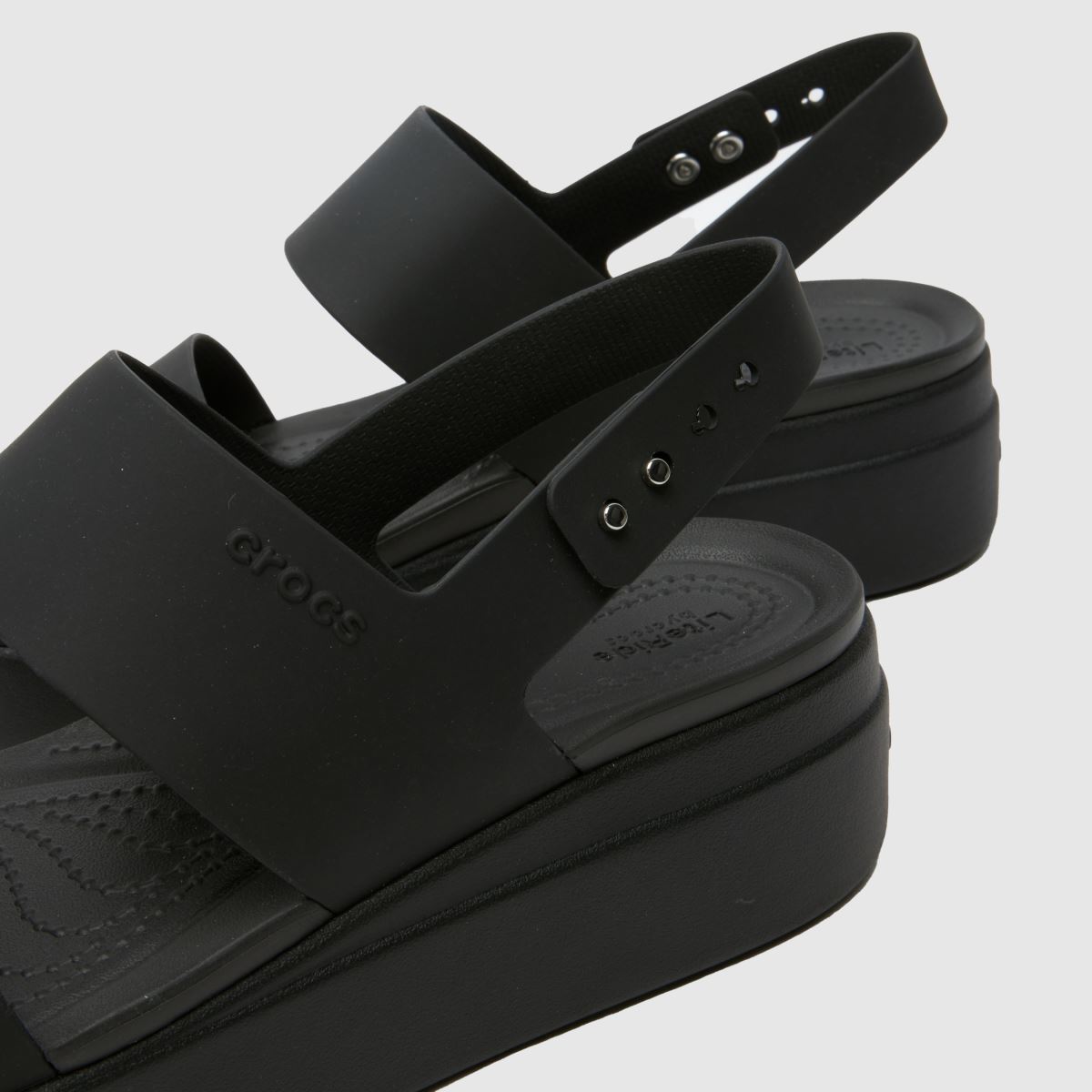Womens Black Crocs Brooklyn Low Wedge Sandals schuh