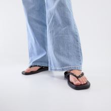 Crocs Miami Studded Flip,2 of 4