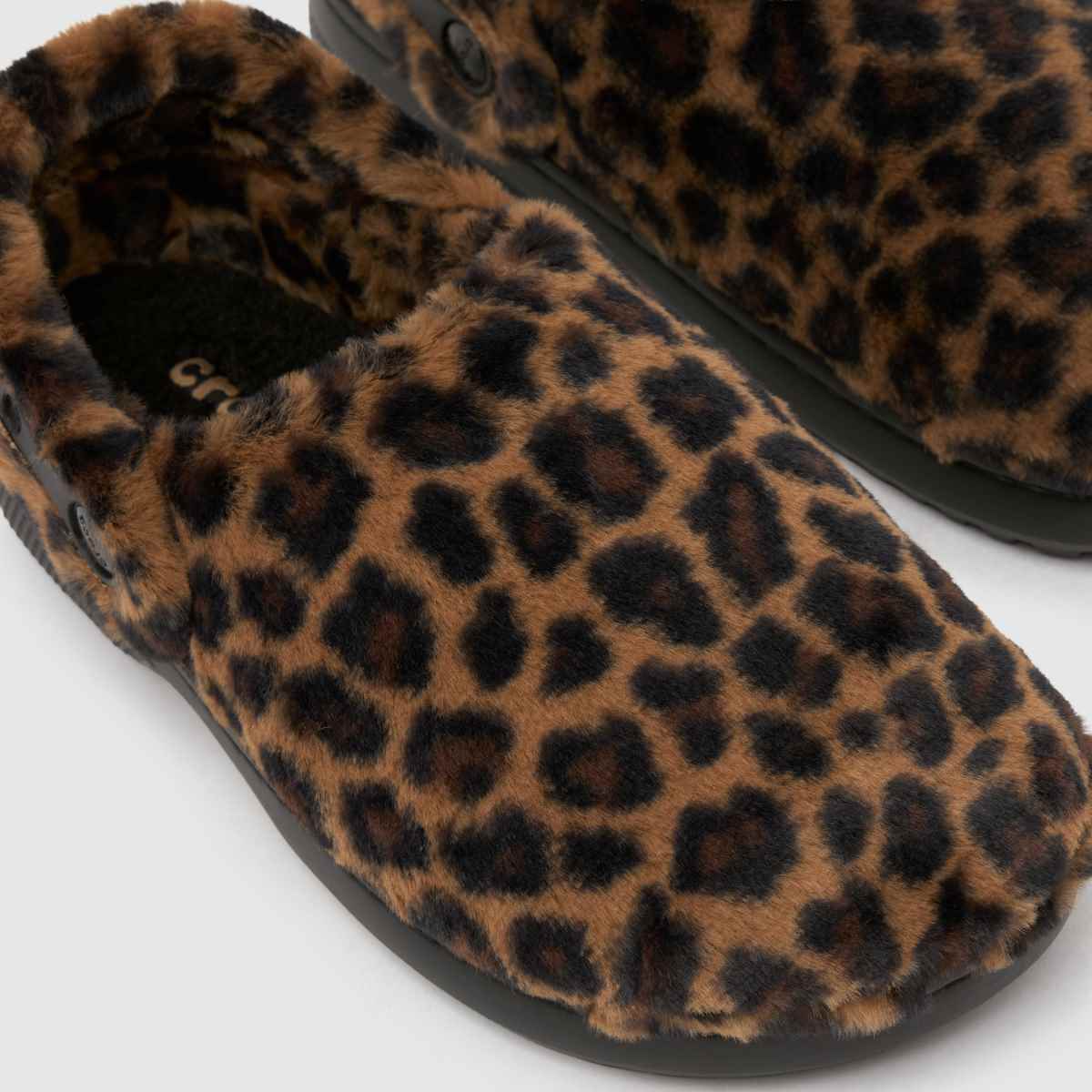 Crocs Classic Unfurgettable Clog in Print crocs Crocs Classic Unfurgettable Clog in Print 7