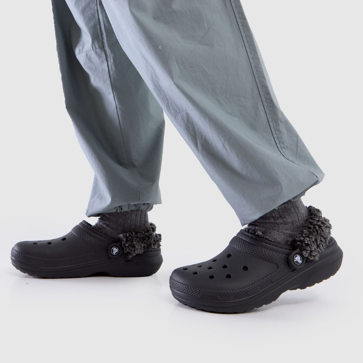 Crocs Classic Fleece Lined Clog in Black Crocs Classic Fleece Lined Clog 8