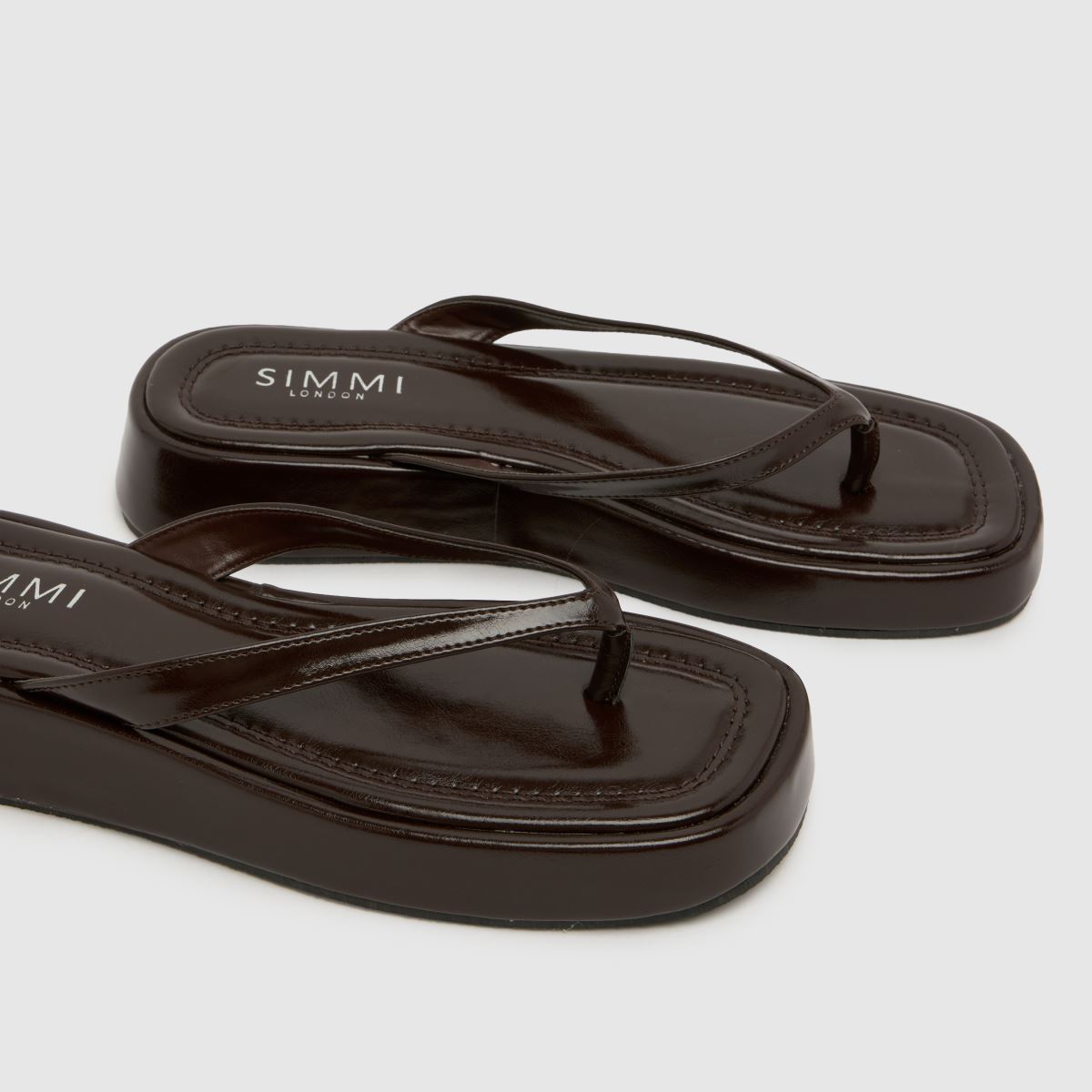 SIMMI Kimmie Platform Flip in Brown SIMMI Kimmie Platform Flip 7