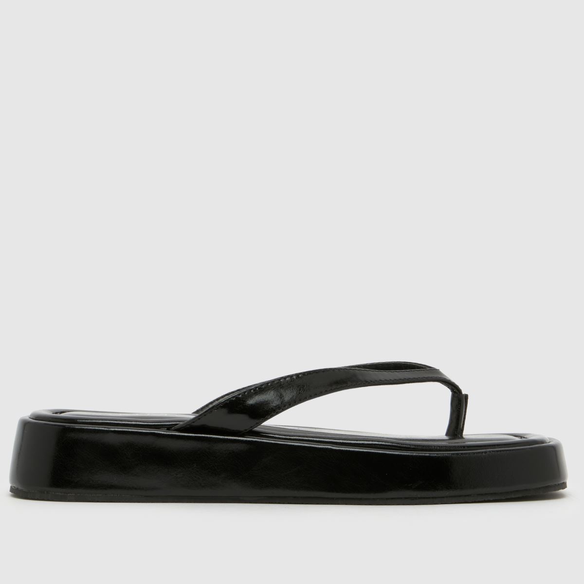 SIMMI Kimmie Platform Flip in Black SIMMI Kimmie Platform Flip 8