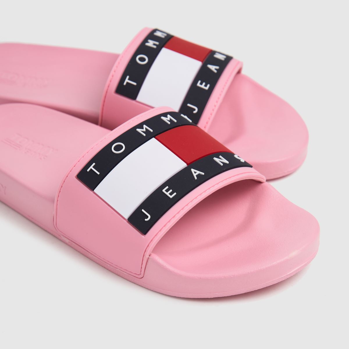 tommy jeans flag slides