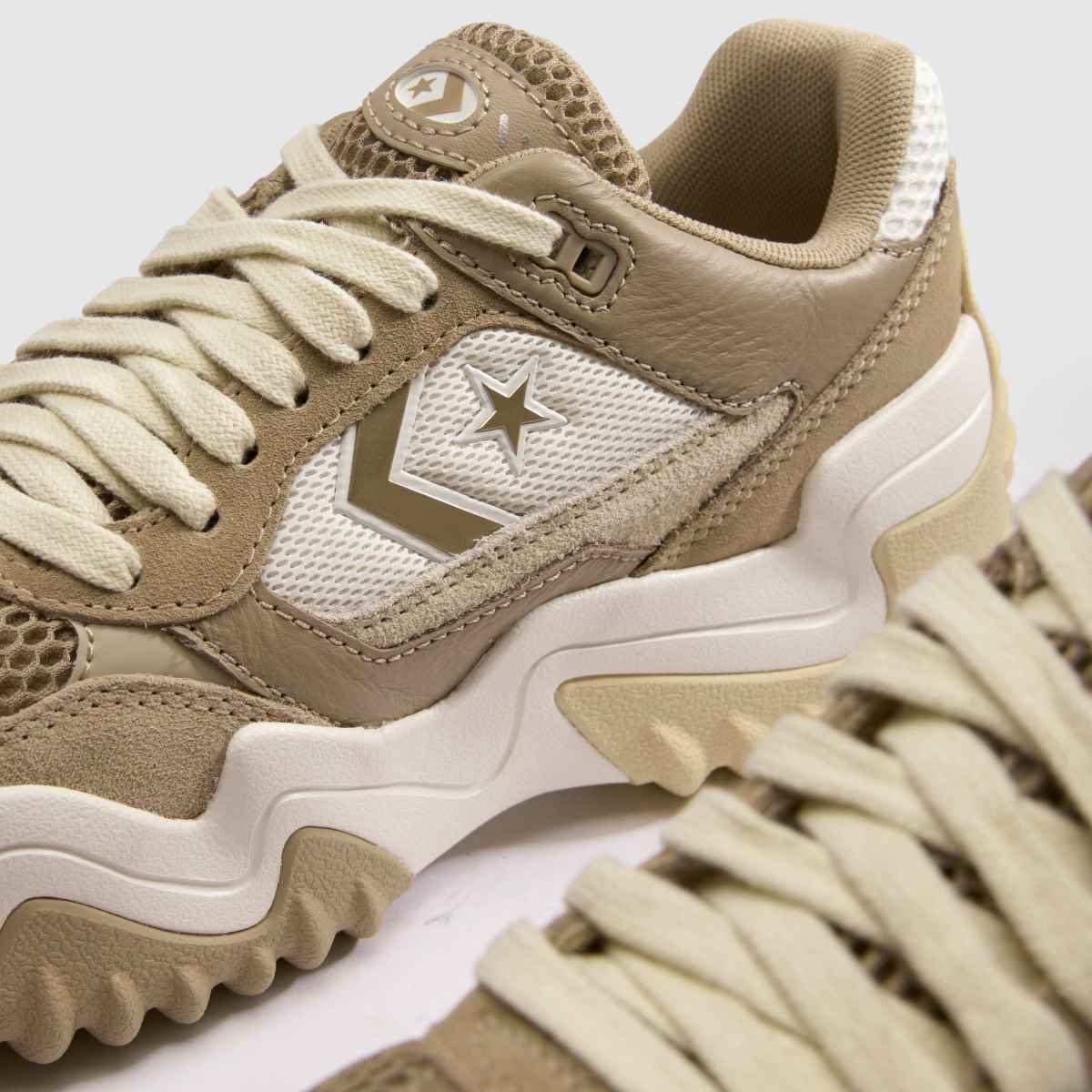 Converse Wave Motion in Beige Multi Converse Wave Motion 7