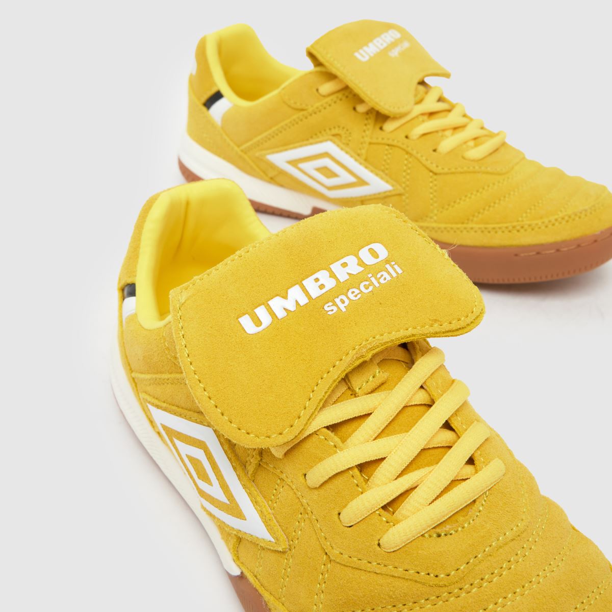UMBRO Speciali TR in Yellow UMBRO Speciali TR 4