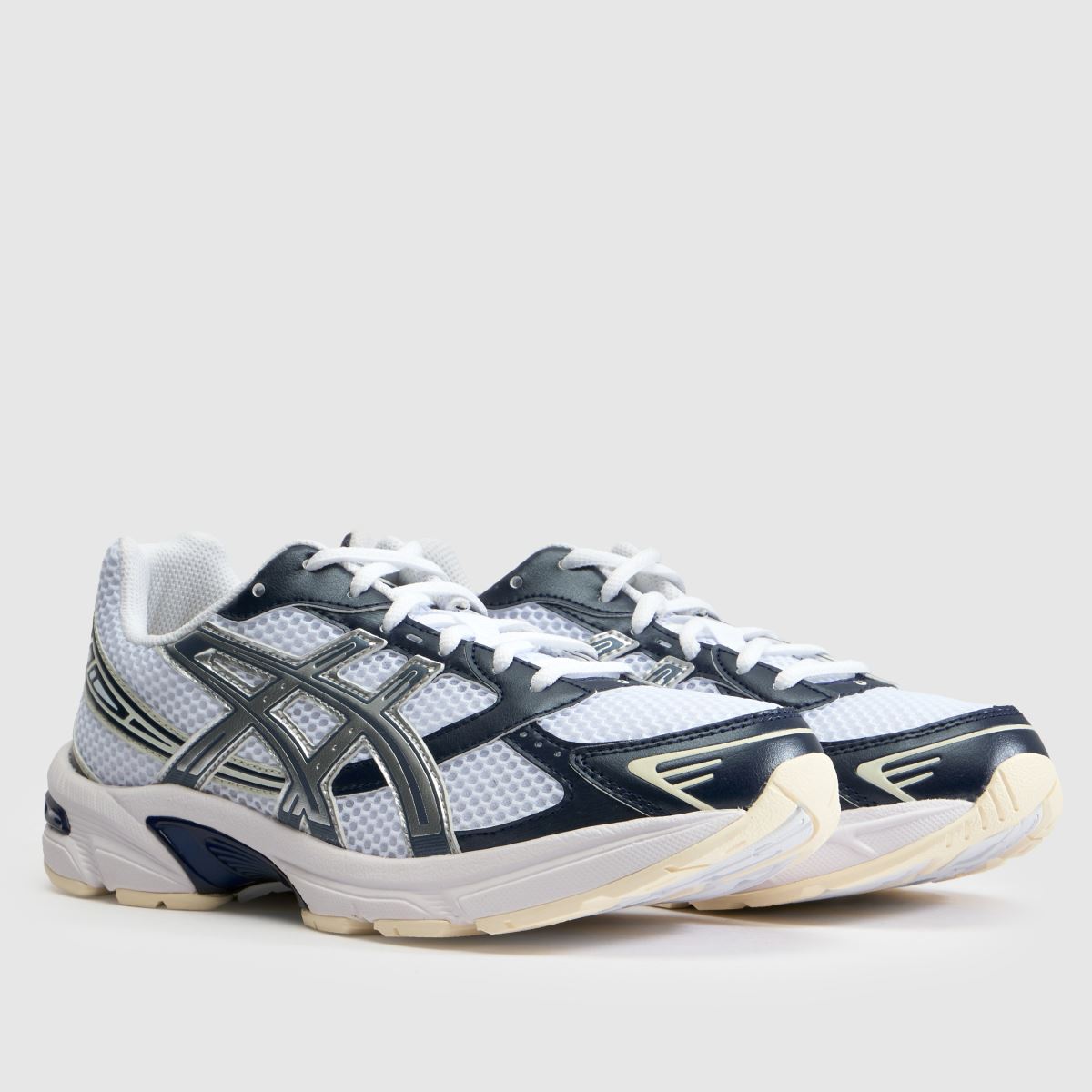 ASICS GEL-1130 in White & Navy ASICS GEL-1130 3