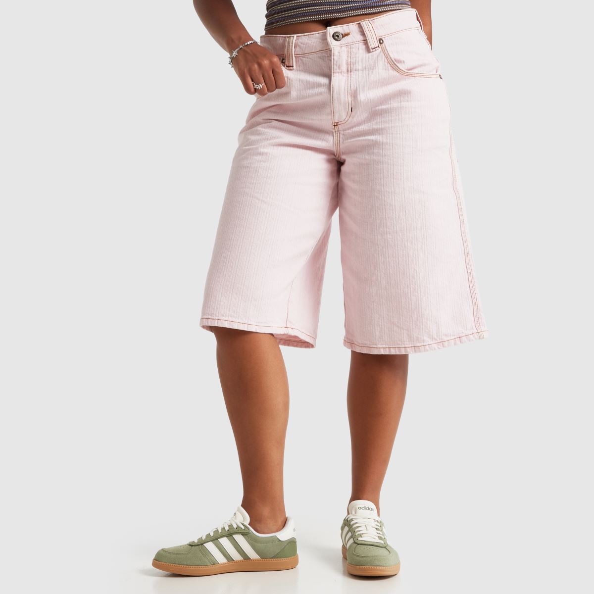 adidas Breaknet Sleek in White & Green adidas Breaknet Sleek 8
