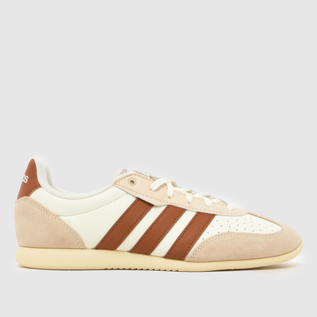 adidas Barreda Lo Trainers in White & Brown, Size: 5 (EU 38)