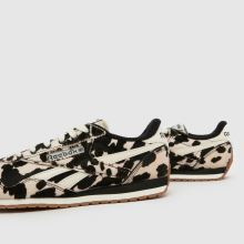 Reebok Classic AZ in White & Black Reebok Classic AZ,4 of 4