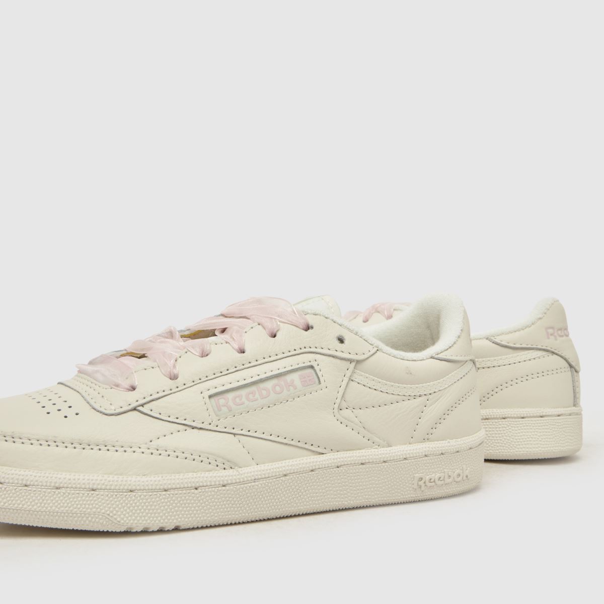 Reebok Club C 85 in White & Pink Reebok Club C 85 7