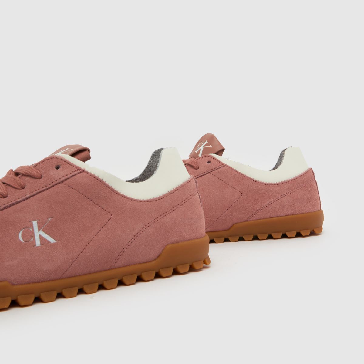 CALVIN KLEIN Low Profile Run in Pale Pink CALVIN KLEIN Low Profile Run 7