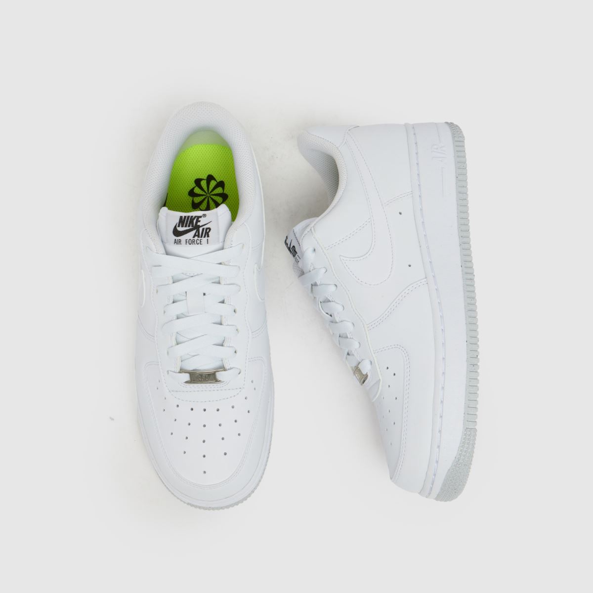 Nike Air Force 1 in White Nike Air Force 1 7
