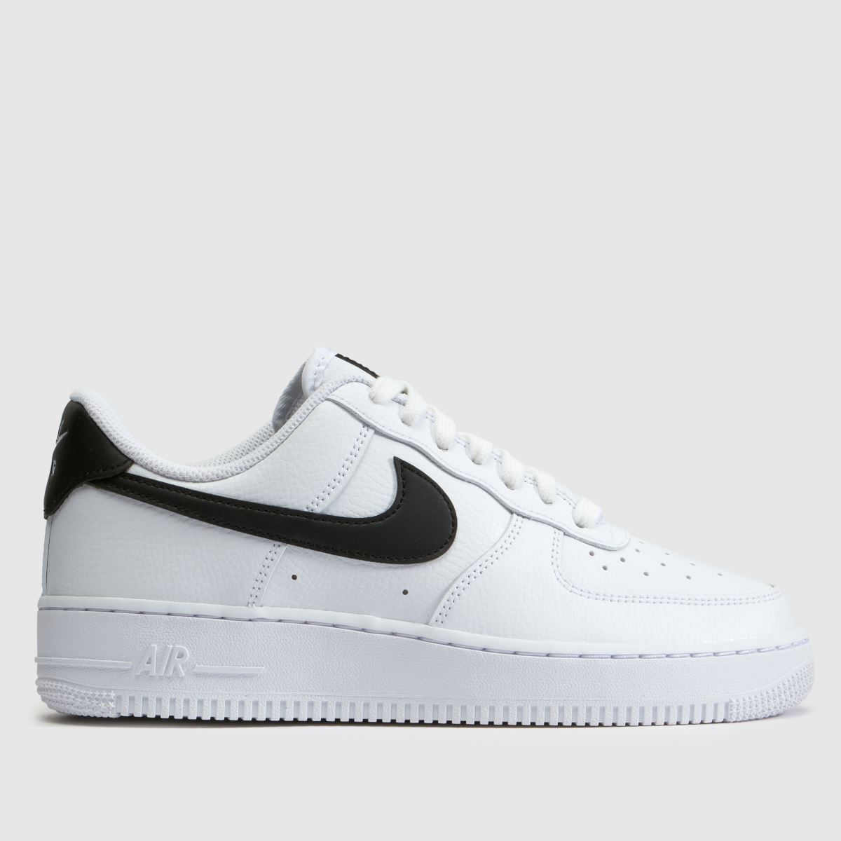 Nike Air Force 1 in White & Black Nike Air Force 1