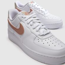 Nike Air Force 1 in White & Pink Nike Air Force 1,3 of 4