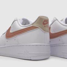 Nike Air Force 1 in White & Pink Nike Air Force 1,4 of 4