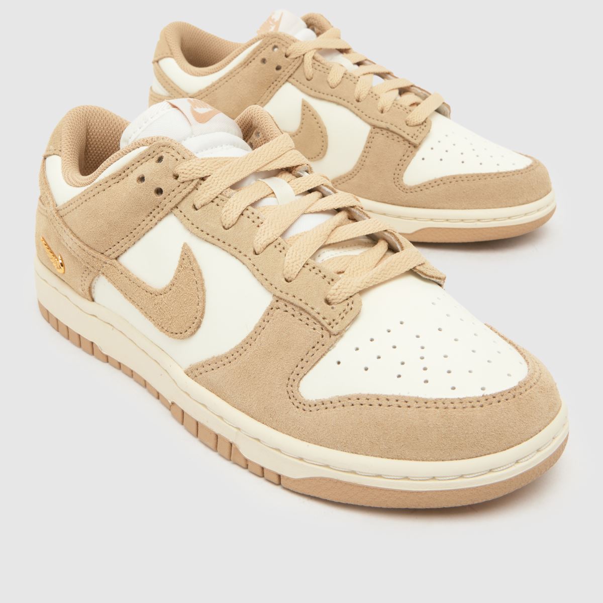 nike dunk beige