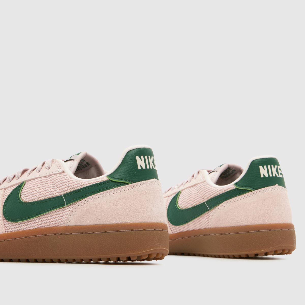 Nike Field General in Pale Pink Nike Field General 7