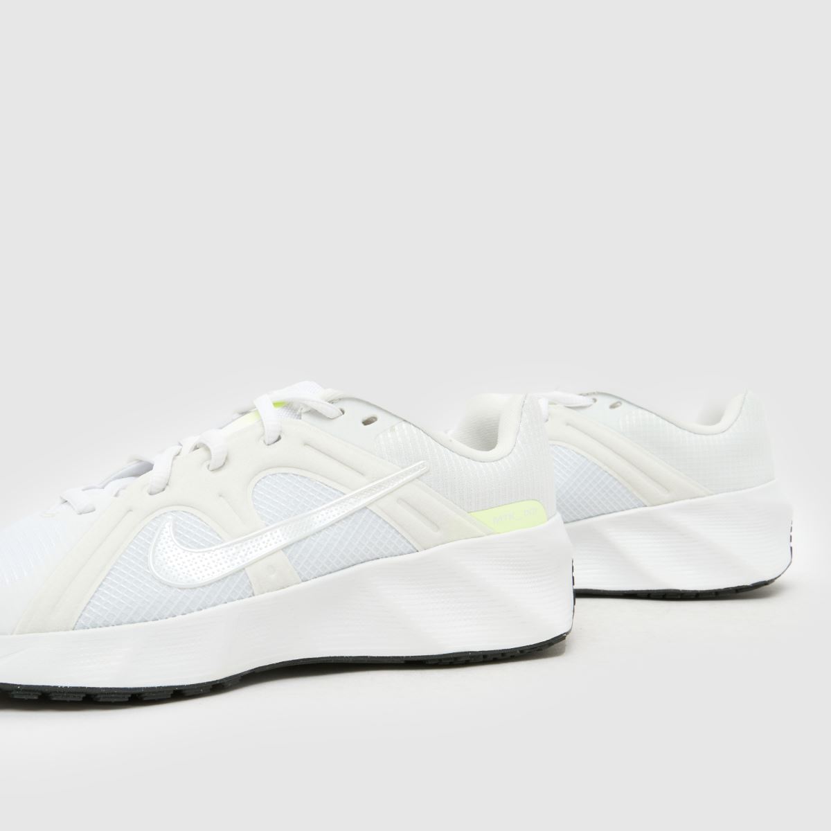 Nike Metro Tek in White Nike Metro Tek 7